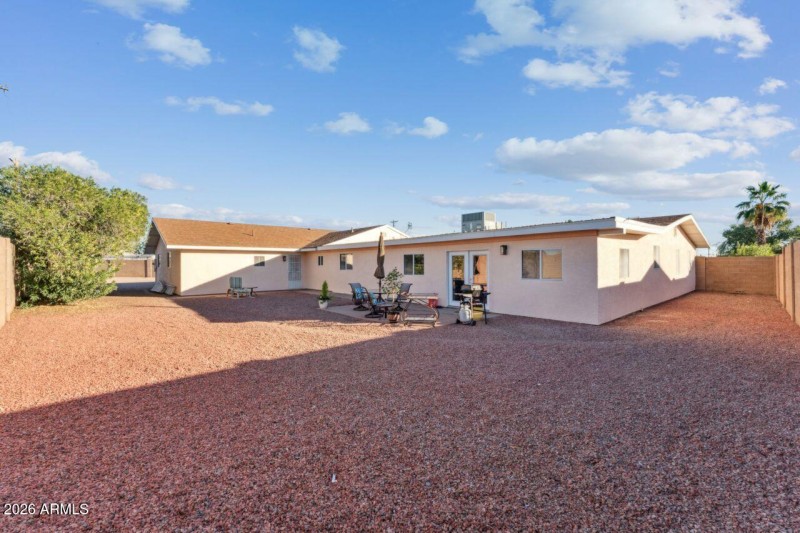 print_quality-48_1038_E_Friar_Ave_Apache