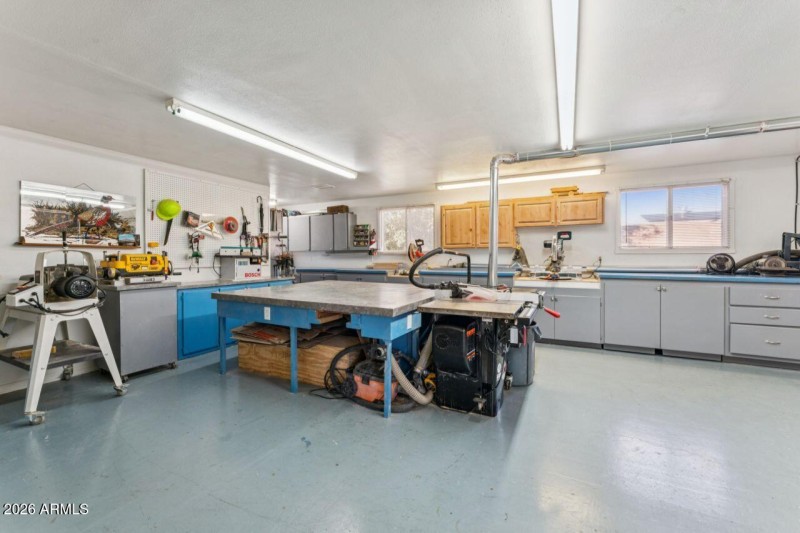 print_quality-43_1038_E_Friar_Ave_Apache