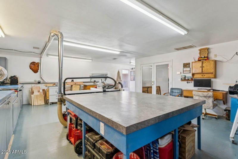 print_quality-45_1038_E_Friar_Ave_Apache