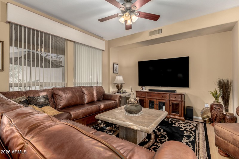 27 - Window Rock 20021