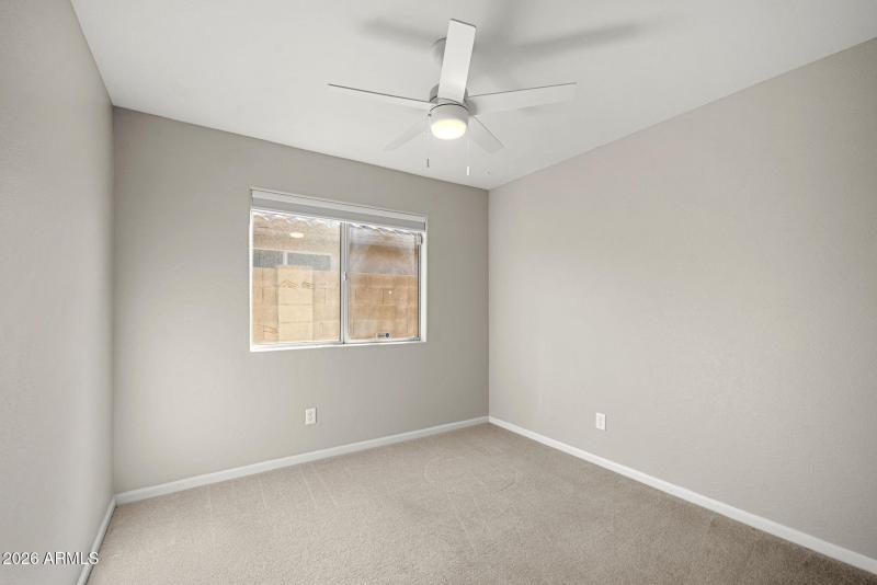 16-web-or-mls-2040-e-angela-dr