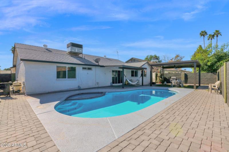 28-web-or-mls-P1448766