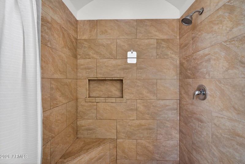 38-web-or-mls-41-N Wyatt Dr