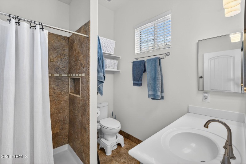 53-web-or-mls-55-N Wyatt Dr