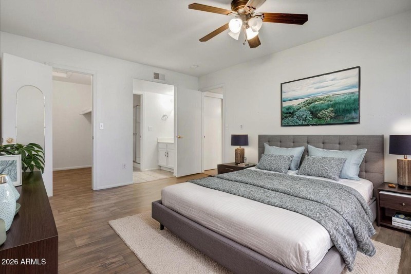 09-Primary Suite-bed-A