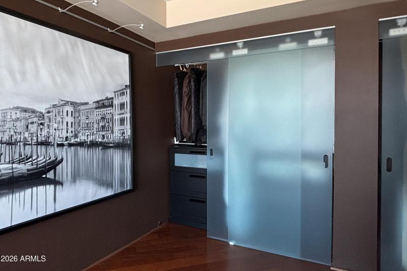 5) 66315-69505ef926d0d