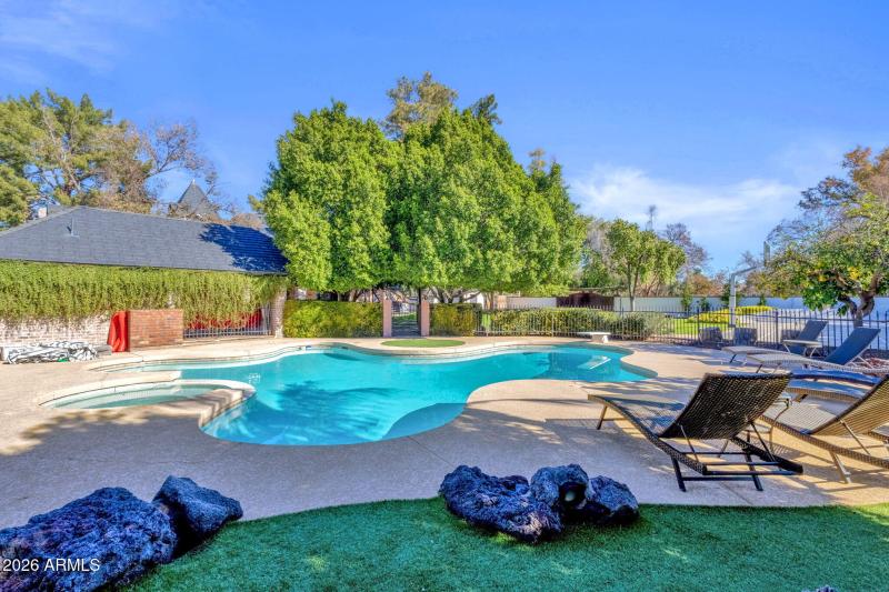 105-web-or-mls-721-e-san-pedro-ave