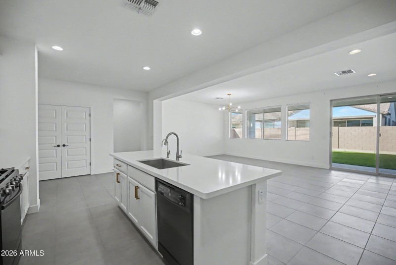 22876 E Via Del Sol-14