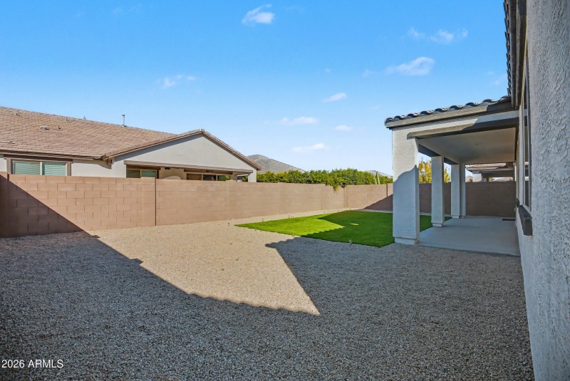 22876 E Via Del Sol-35