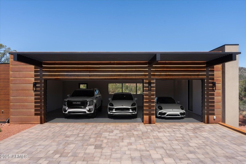 Three Car Garage