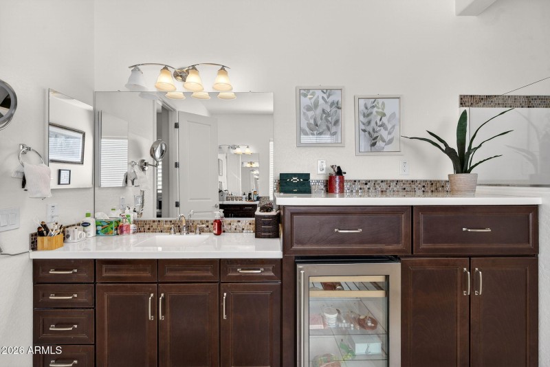 28-web-or-mls-67- S 228th Pl