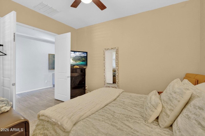 37-web-or-mls-19- S 228th Pl