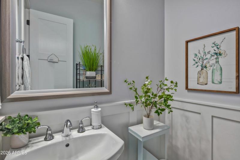 032_The Perfect Powder Room