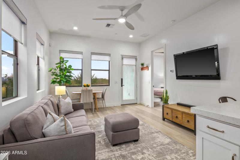 055_Casita Living Space