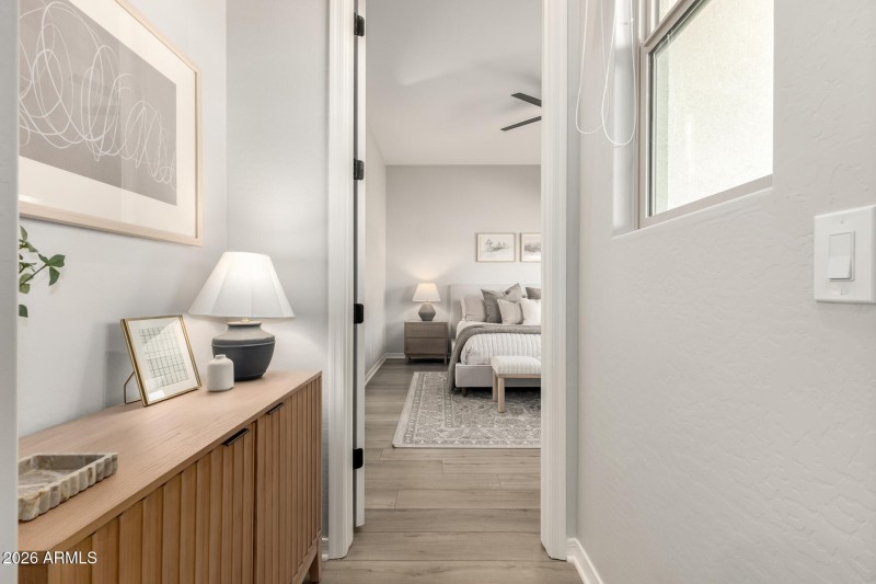 Entry to Main-Level Primary