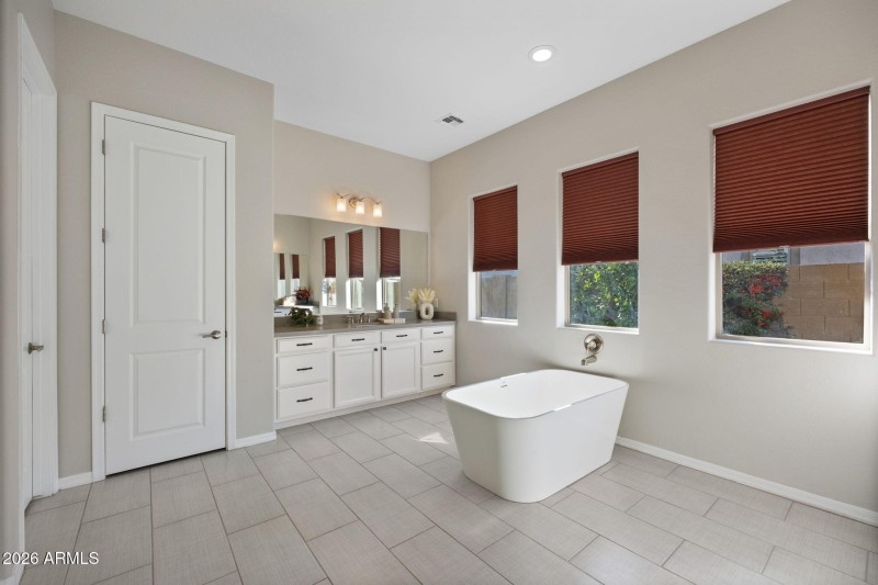 22-web-or-mls-DSCF0907