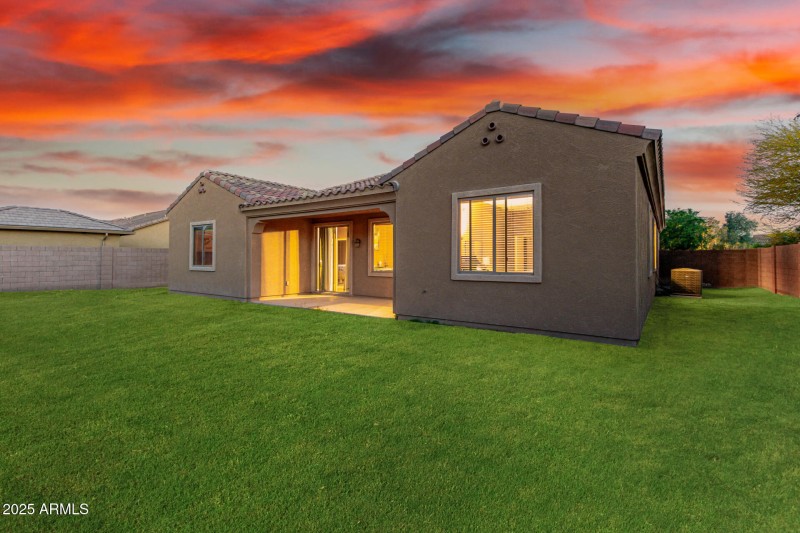 44 - Washington 16600