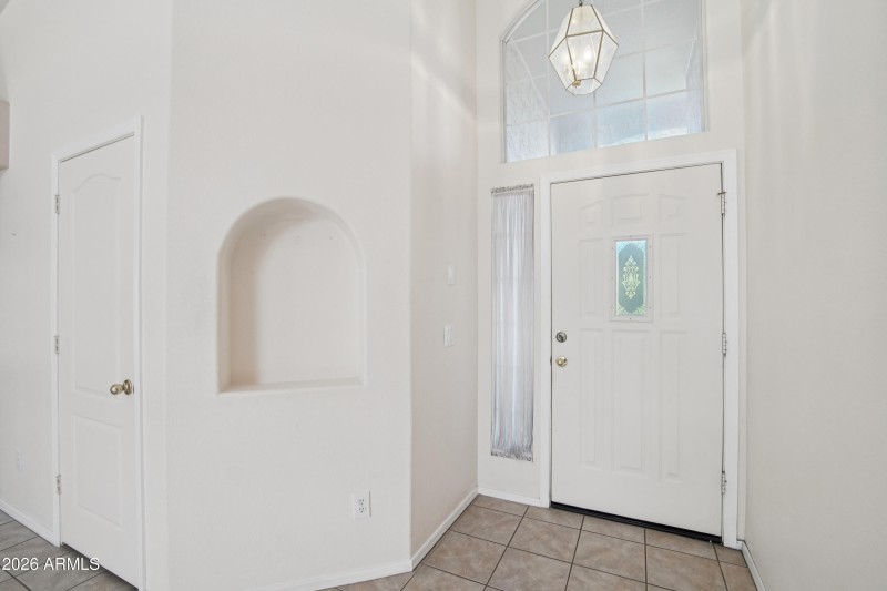 5-print-W Burnett Rd-S2101-005