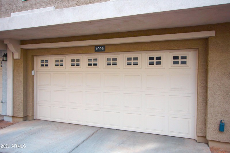 Large 2 + Car garage