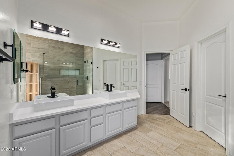 Fully Remodeled Master Bathroom