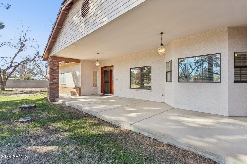 Spacious Front Porch