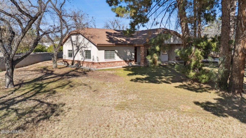 57-web-or-mls-7002-w-surrey-ave