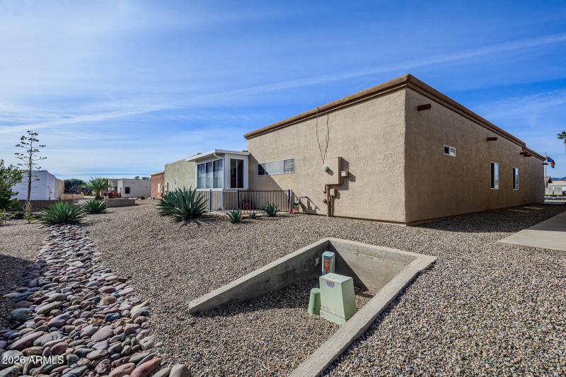 008 - 511 S. Clubhouse Lane