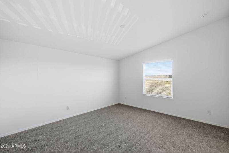 12-Primary Bedroom (1)