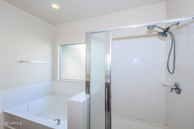 039 - 5483 Waco Drive