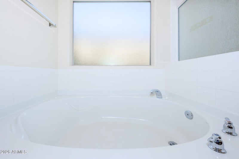 040 - 5483 Waco Drive