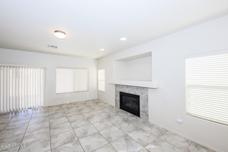 012 - 5483 Waco Drive