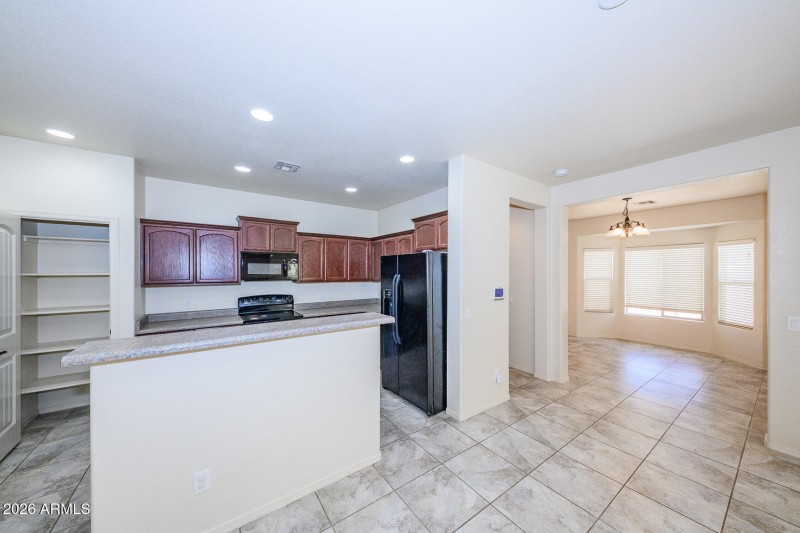 017 - 5483 Waco Drive