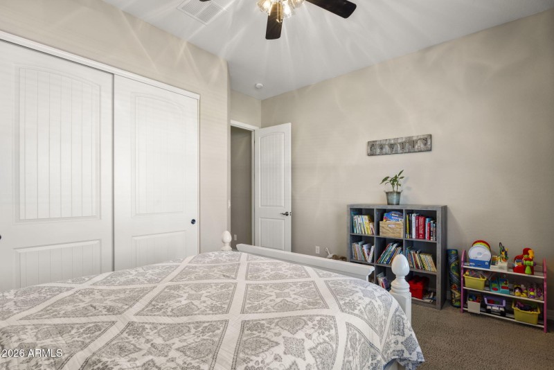 37-web-or-mls-3831-e-weather-vane-rd