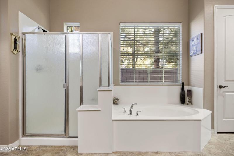 46-web-or-mls-3831-e-weather-vane-rd