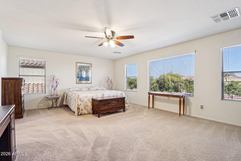 27-web-or-mls-W Brown St-S2001-025