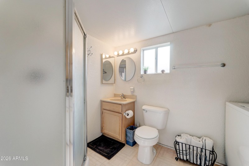 2nd bath_step in shower