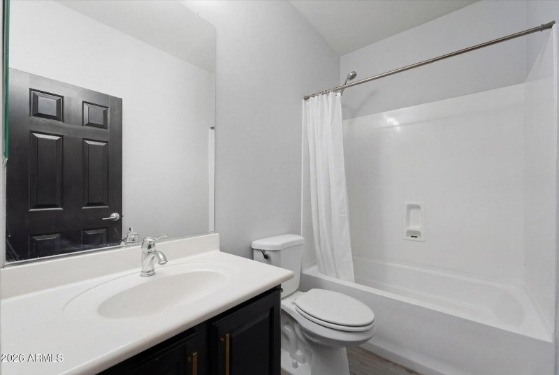 Downstairs Full Bathroom