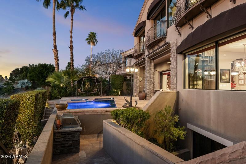 Built-in BBQ at Twilight