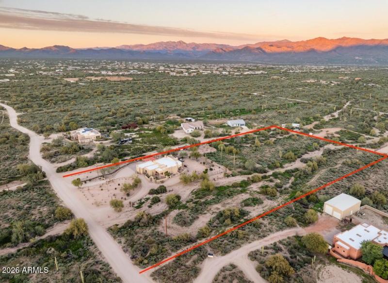 aerial w/approx lot lines