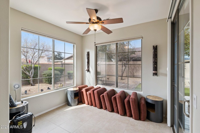 16-web-or-mls-16048-w-papago-st