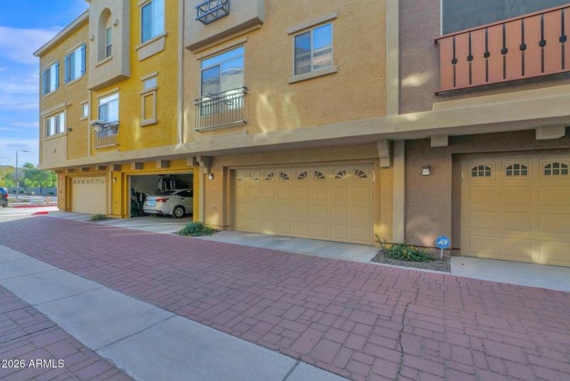 4-web-or-mls-P1448995