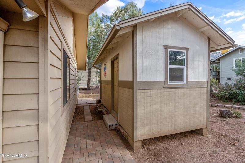 603 E Amarillo Cir large storage