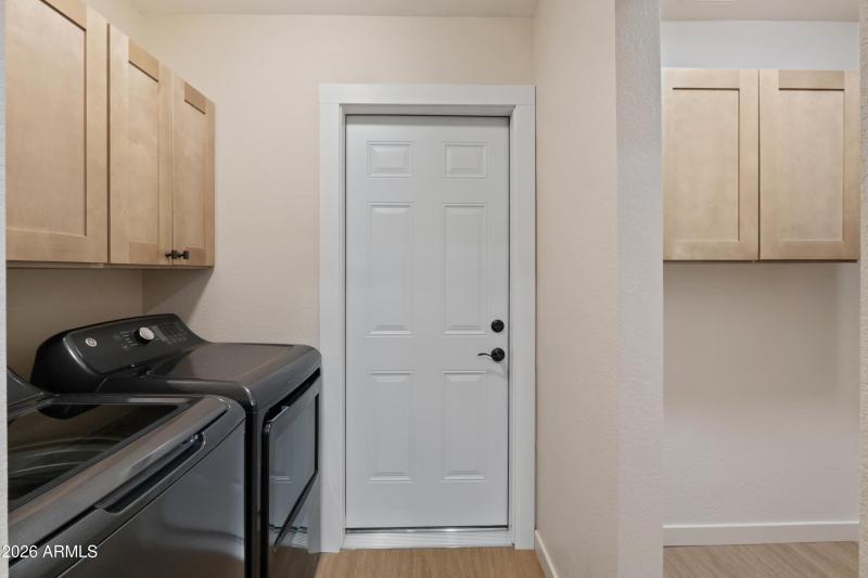 603 E Amarillo Cir laundry