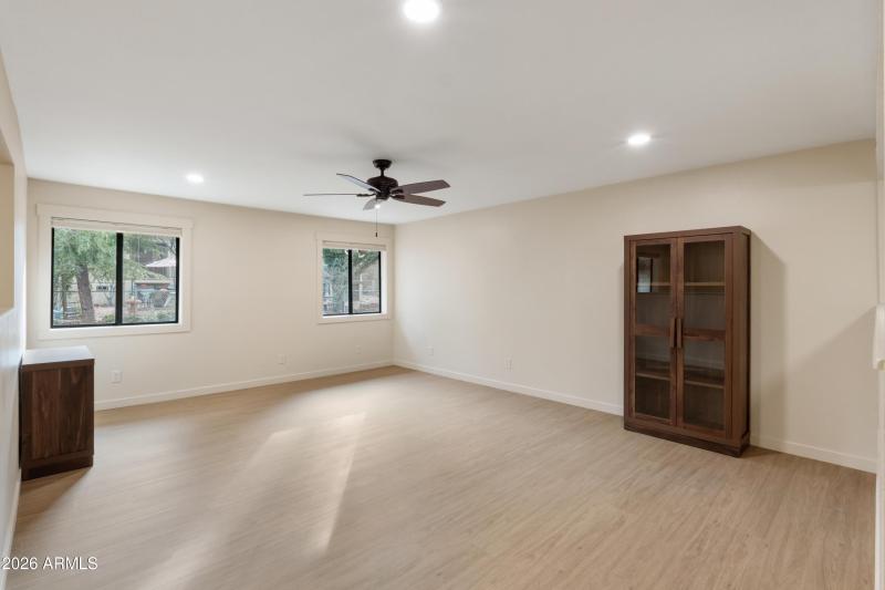 603 E Amarillo Cir LR