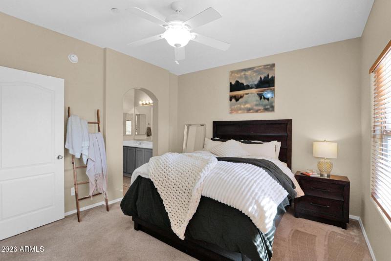 29-web-or-mls-P1448986