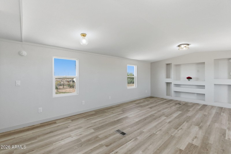 6-web-or-mls-DSC08011