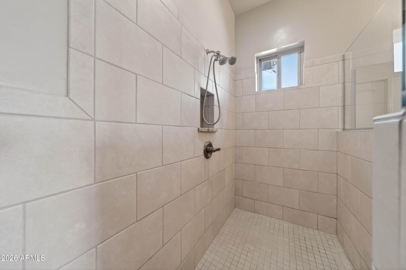 Interior - 6760 Vaquero Cir-14