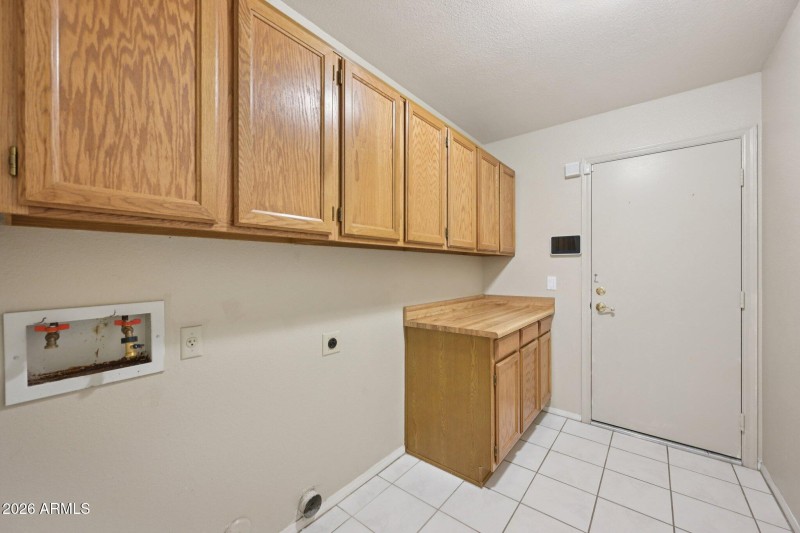 31-web-or-mls-N 92nd Ave-S2201-031