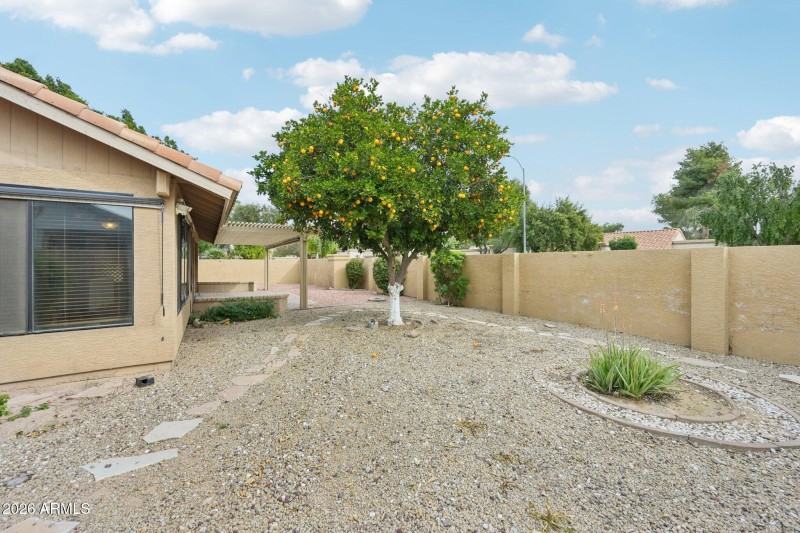 39-web-or-mls-N 92nd Ave-S2201-039