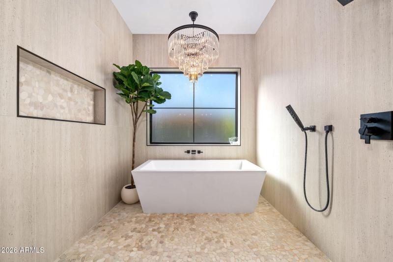 Indulge in a Spa-Like Primary Bathroom